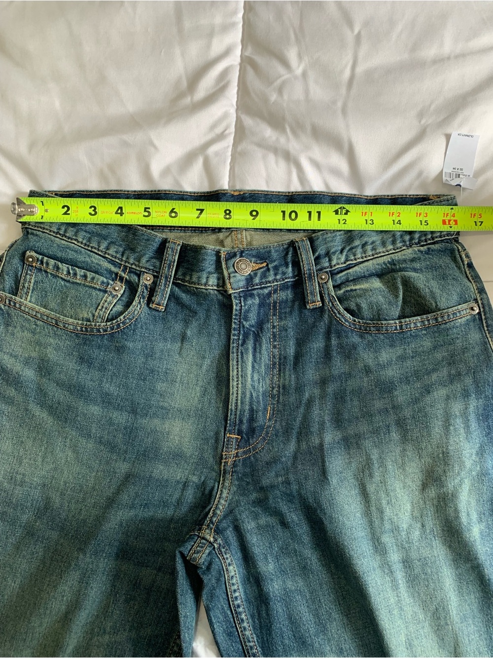 New with tags OLD NAVY jeans mens size 32x34 - Picture 3 of 8